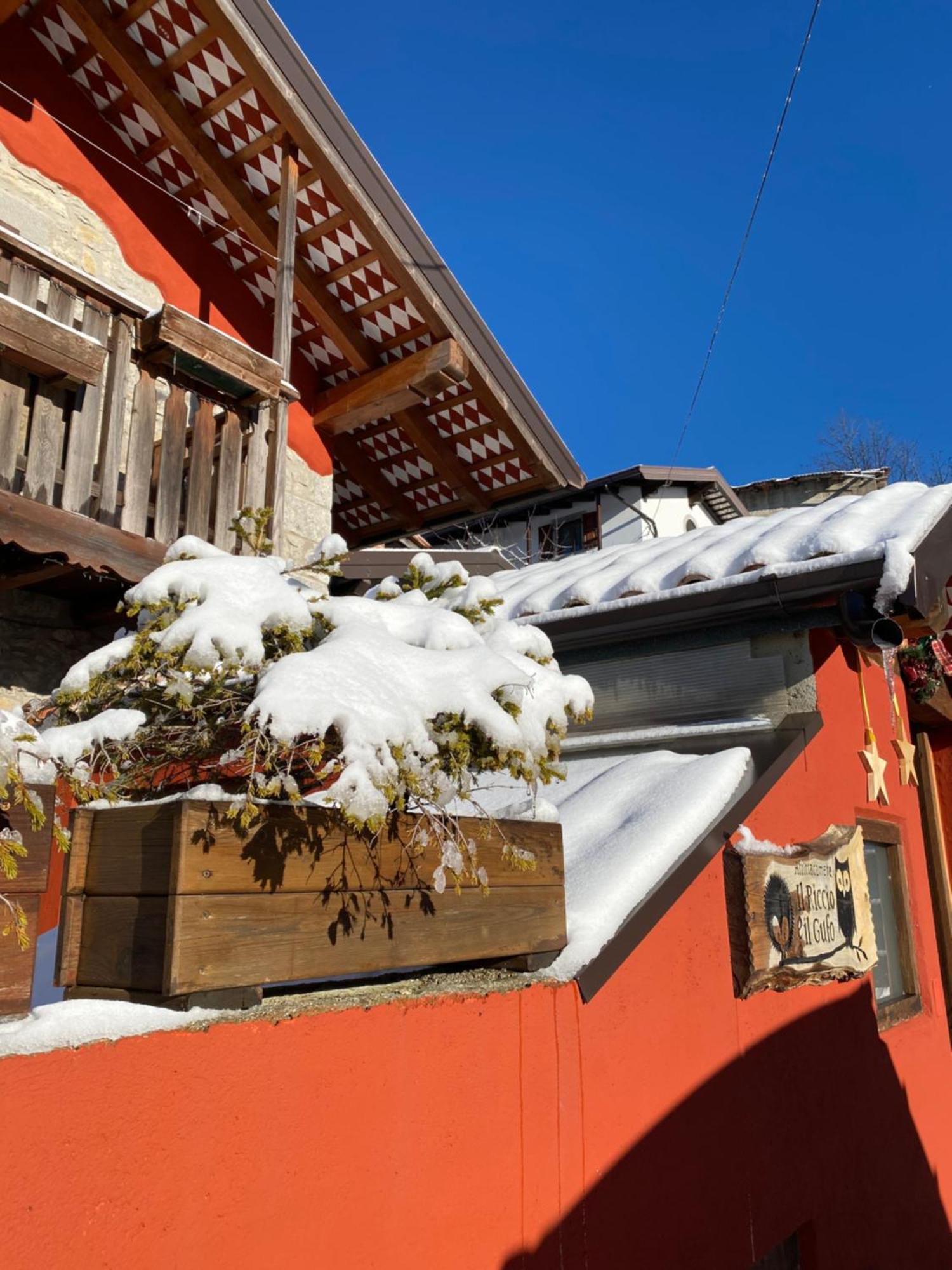 Il Riccio E Il Gufo Hotel Cepletischis Bagian luar foto