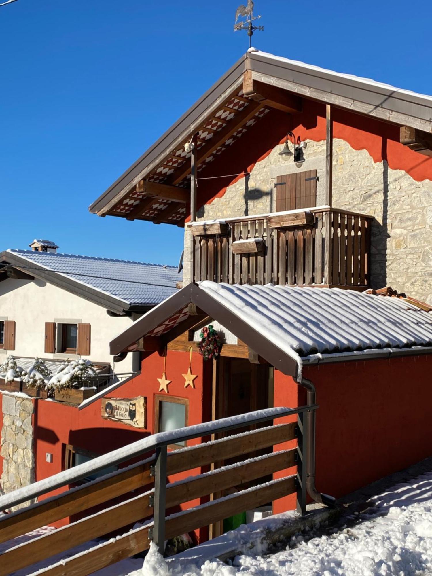 Il Riccio E Il Gufo Hotel Cepletischis Bagian luar foto